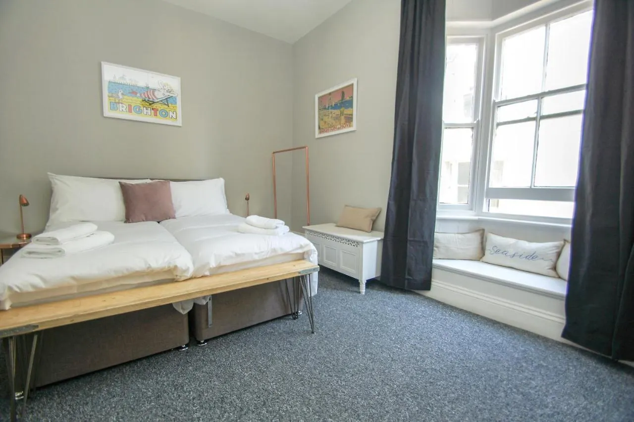 Mucky Duck House - Central- By Brighton Holiday Lets Apartment