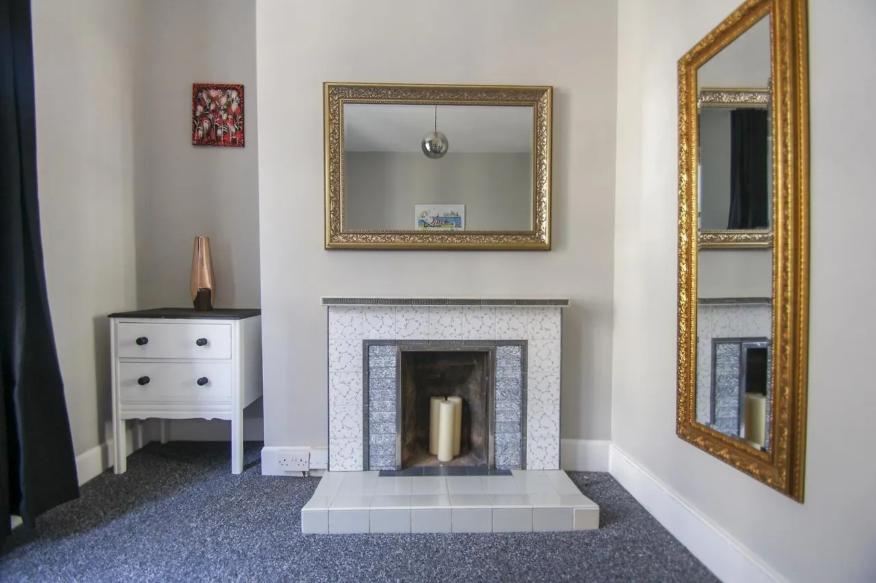 Apartment Mucky Duck House - Central- By Brighton Holiday Lets