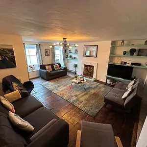 Seafront With Garden Appartement