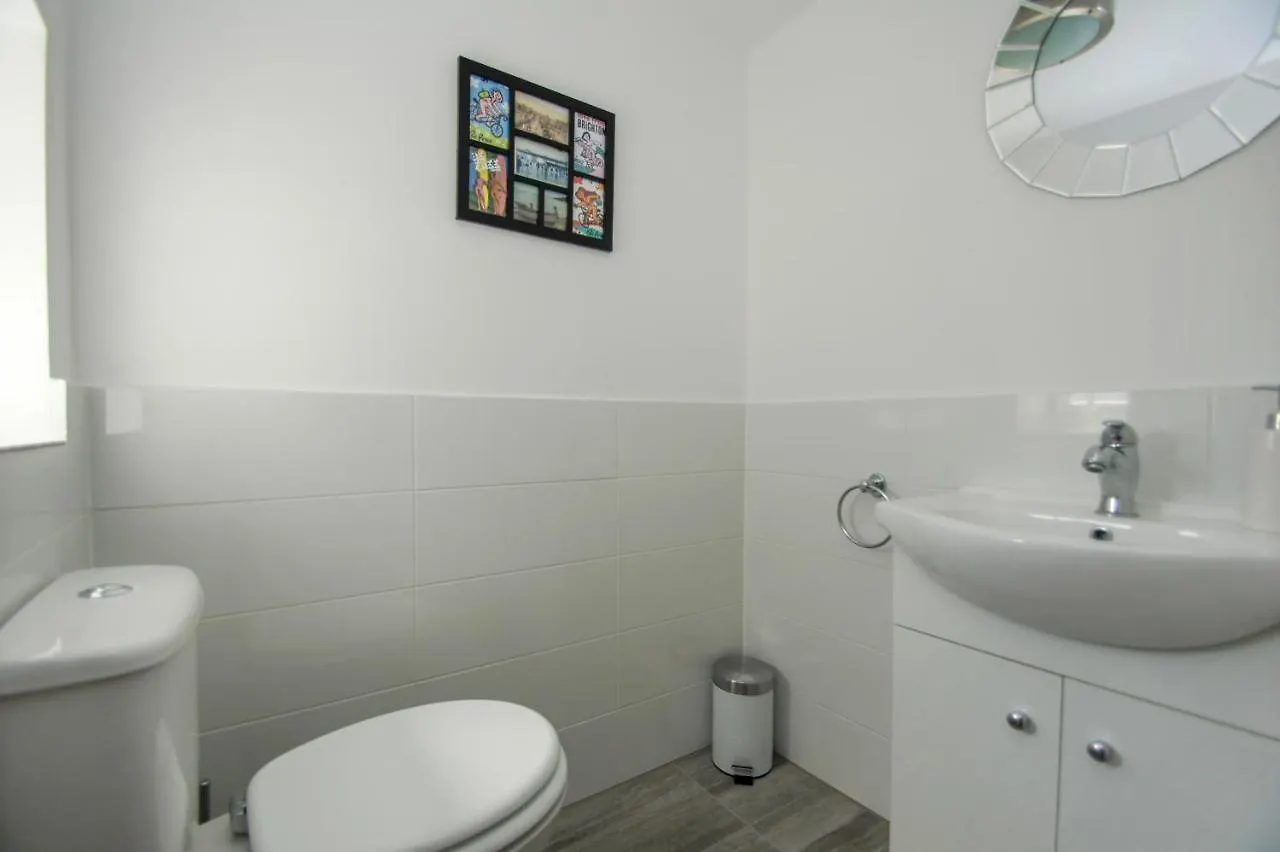 Mucky Duck House - Central- By Brighton Holiday Lets