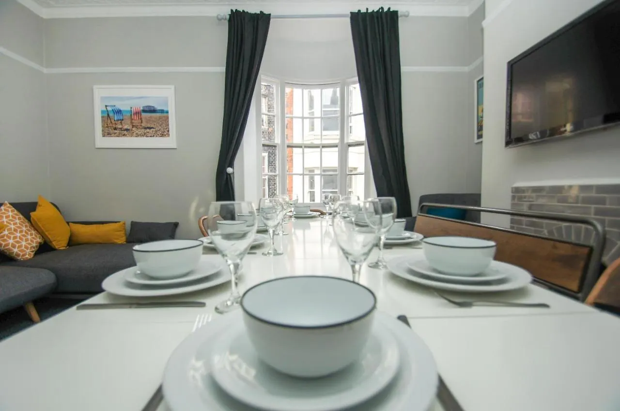 Mucky Duck House - Central- By Brighton Holiday Lets