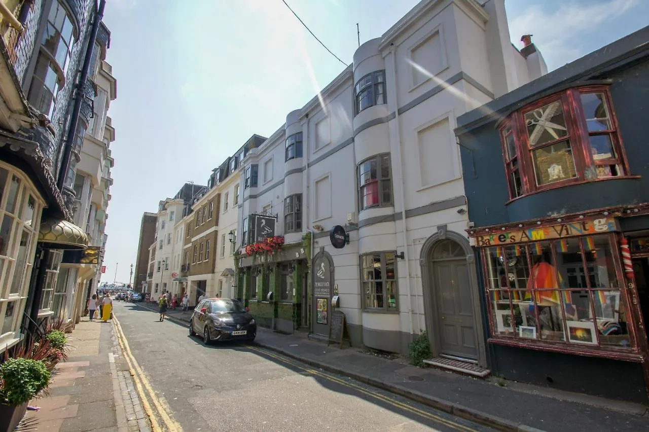 Mucky Duck House - Central- By Brighton Holiday Lets